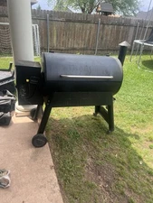 Traeger Pro Series pellet smoker grill