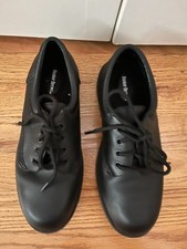 Boy's Black Buster Brown Lace Up Shoes - Size 5 M
