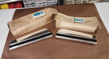 Nos 1974 74 Chevy Monte Carlo Front Fender Mldg Pair Gm 6260523 6260524 Nos 1974 74 Chevy Monte Carlo Front Fender Mldg Pair Gm 6260523 6260524