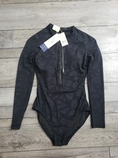  134 Gottex Free Sport Geo Club Long Sleeve High Neck Rashguard Swimsuit Sz 6