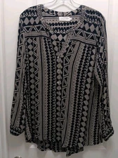 Velvet by Graham & Spencer Top Women's Small Black, Taupe Geo Print Tunic