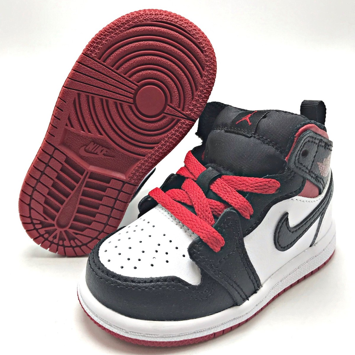 【NIKE】AIR JORDAN RETRO 1 MID◆大人気商品◆DQ8426 106 Nike WMNS Jordan 1 Mid SE Newsprint 2021 DQ6078-100 Women's