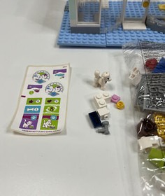 Lego 41007 Friends Heartlake Pet Salon Not Complete No Minifigs