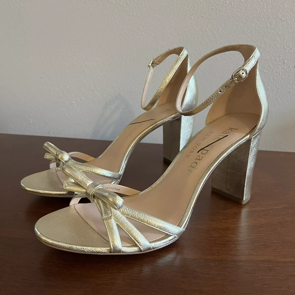 Womens gold heels size 11 2025 Womens gold heels size 11 2025