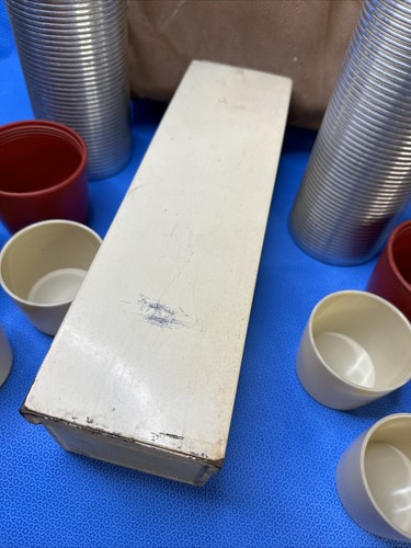Vintage Thermos King Seeley Picnic Set 2 Thermoses 6 Cups and Case 1950’s Retro - Picture 6 of 19