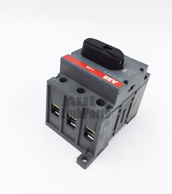 1PCS NEW ABB OT63F3 Switch Disconnector 1SCA105332R1001