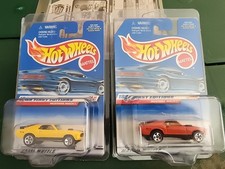 1998 Hot Wheels First Editions 29 Mustang Mach 1 - Yellow  Orange Version T4 