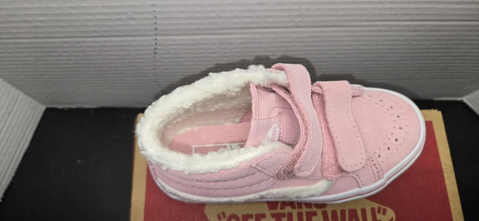 Zapatos Vans Juveniles Talla 11 Rosa Sk8-Reedición Media V Forrados Sherpa VN000CYFPNK Foto 3 de 4