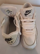 Ladies/Girls Nike Air Max 90 Trainers White & Silver ~ Size 4.5  Good condition 