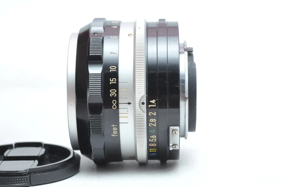 Lente de enfoque manual Nikon 50 mm f/1,4 38 Foto 2 de 3
