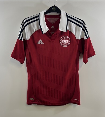 Denmark Home Football Shirt 2012/13 Adults Small Adidas H276 - Picture 1 of 5
