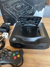 Neo Geo CD Boxed UK PAL Console. Great condition, with all wires, pad etc 