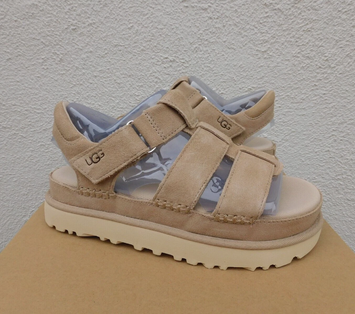 SANDALI CON PLATEAU UGG GOLDENS STRAP DRIFTWOOD SCAMOSCIATI US 9 5 EUR 40 5 ~NUOVI CON SCATOLA