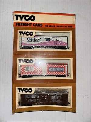 Tyco Red Roof Ralston Purina HO 40  Reefer 3 Pack, Factory Sealed, HTF