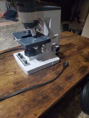 Microscope American Optical One-Ten MicroStar Dual Head w/4 Objectives