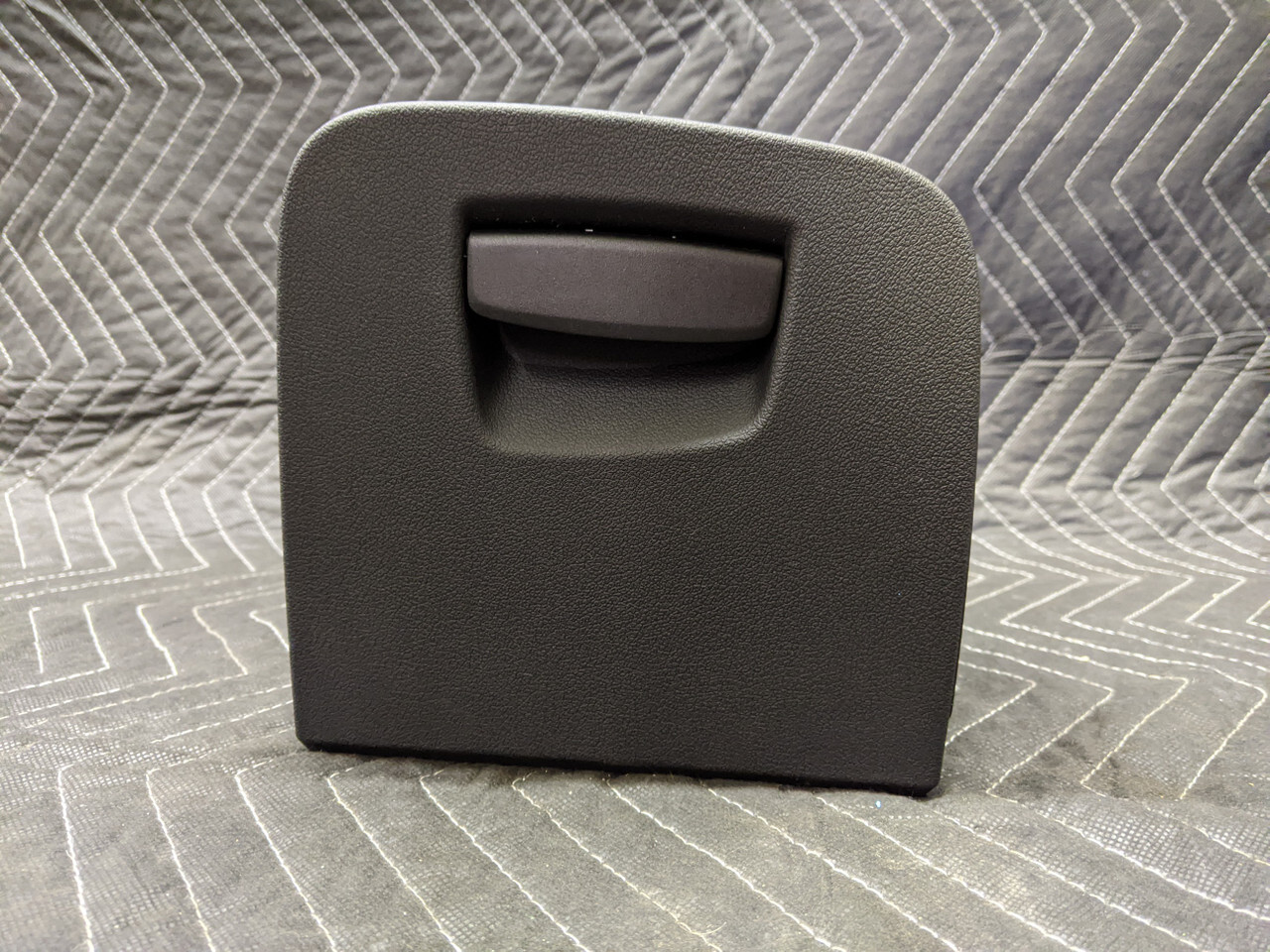 BMW OEM Oddments Tray Instr.panel Driver 