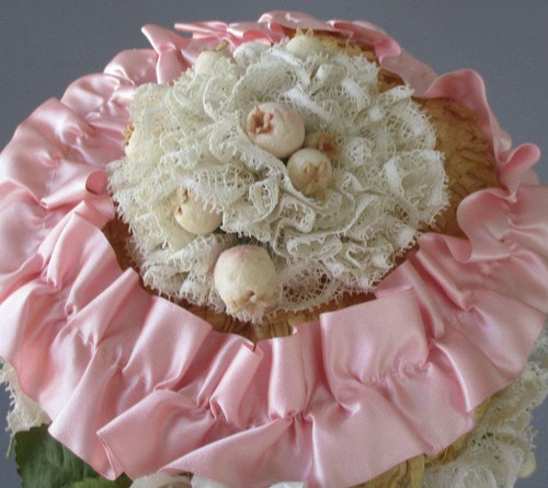 BEST Antique 19thC BRIDAL Millinery LINEN Roses Spun Cotton SATIN + LACE w Case - Picture 8 of 12