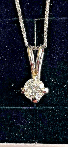 1/3ct diamond pendant on 14kt white gold setting a