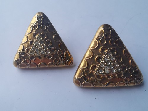 Jolis clips d'oreilles fantaisie métal doré - Montres & Bijoux