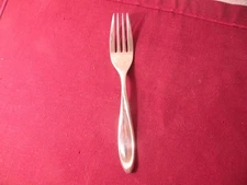 1 Yamazaki Stainless Steel ESCAPADE salad fork 6 1/2"