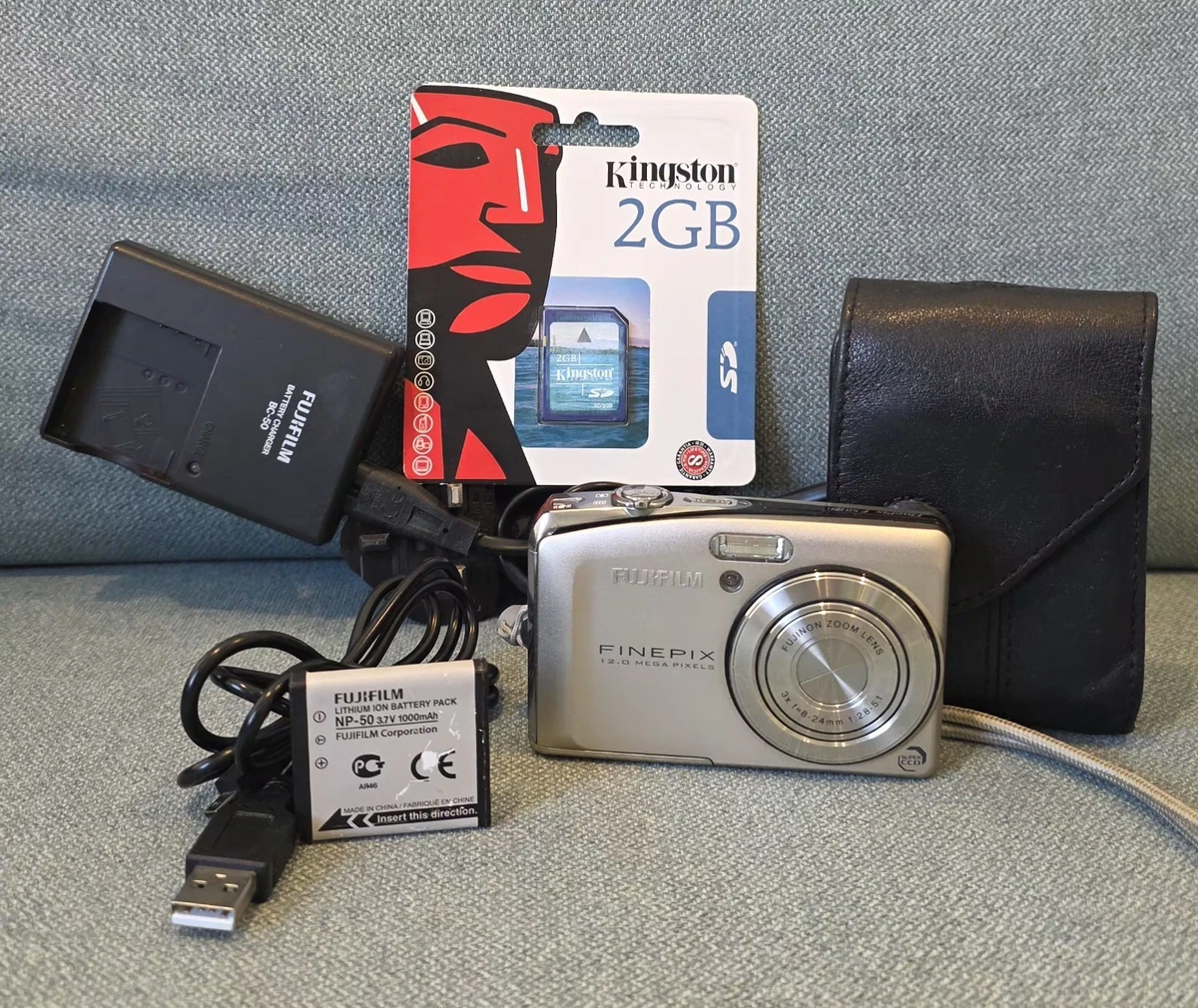 Fujifilm FinePix F50fd Digital Cameras | eBay