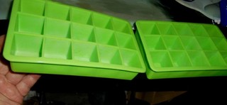 2 Eiswürfel Formen Behälter Silikon grün für GROSSE Eiswürfel!Getränke kühlen!!!