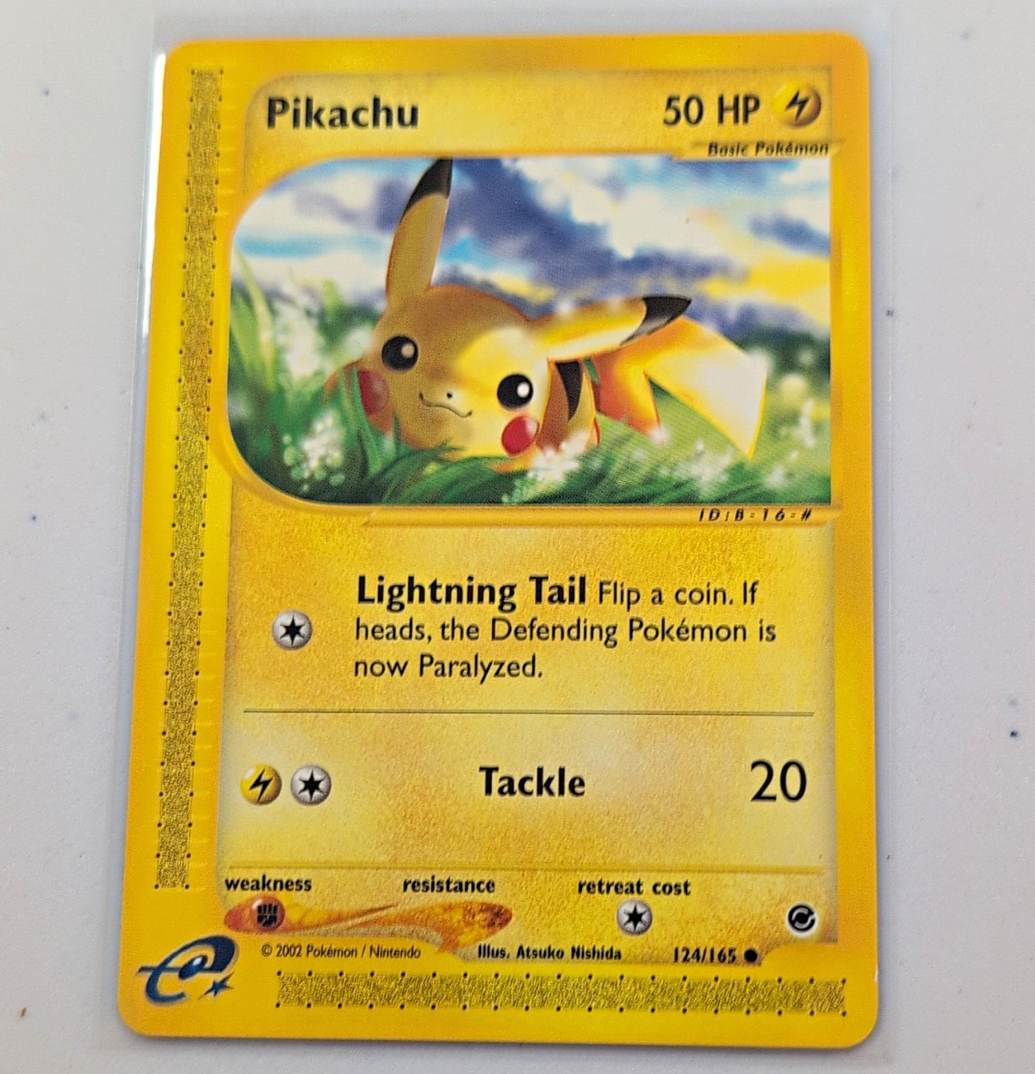 Nintendo Pokemon TCG Pikachu 124/165 Expedition Base Set Reverse Holo Eng 2002