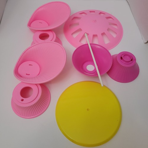 Tavolo ombrellone Barbie California 1987 vintage patio party Arco Mattel 2 sedie - Foto 8 di 9