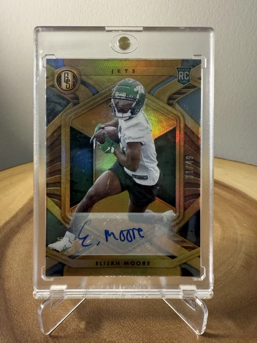 Elijah Moore 2021 Panini Gold Standard Rookie Auto #31/49