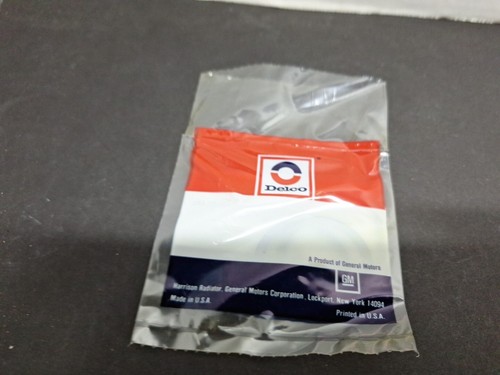 NOS General Motors/Delco 52471405 Transmission Oil Cooler - Picture 5 of 7