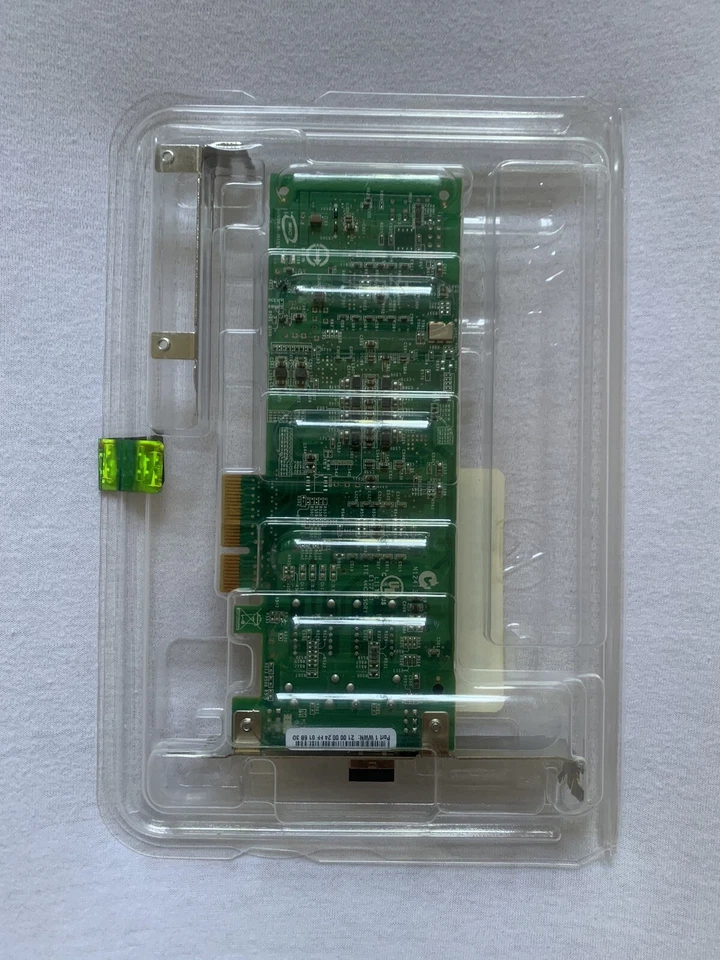 QLogic QLE2460-E PCI Express x4 Fiber Channel 4Gbps Host Bus Adapter - Image 2 of 2
