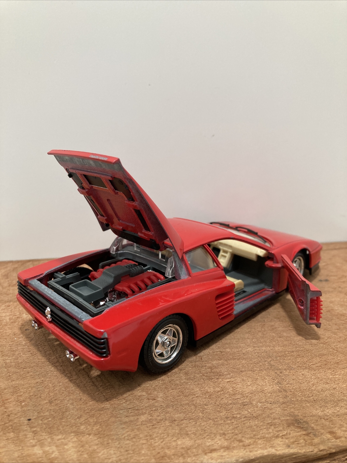 burago ferrari testarossa