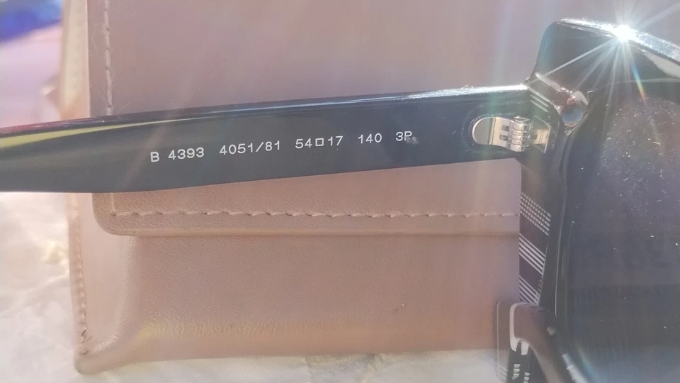 Burberry Meryl Polarized Women's Blk Butterfly Sunglasses BE4393F 405181 54 - IT - Image 3 of 4