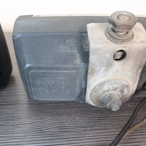 BMW E30 325i 318i E28 533i 535i OEM Bosch Bumper Mount Fog Lights with Brackets - Picture 11 of 11
