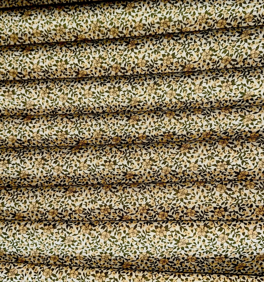 Marcus Vtg Cotton Floral Fabric 46”x5.6Yds Beige Daisies on White & Green Leaves - Image 4 of 4