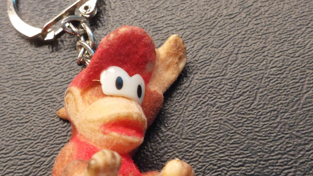 Nintendo Donkey Kong Keychain ドンキーコング Rare 1999 Donkey Kong key chain mascot donkey plush doll Toy