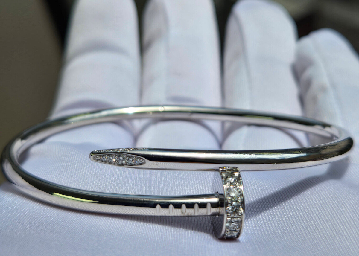 CARTIER JUSTE UN CLOU 18K WHITE GOLD DIAMOND BRACELET SIZE 18 W - Main Image