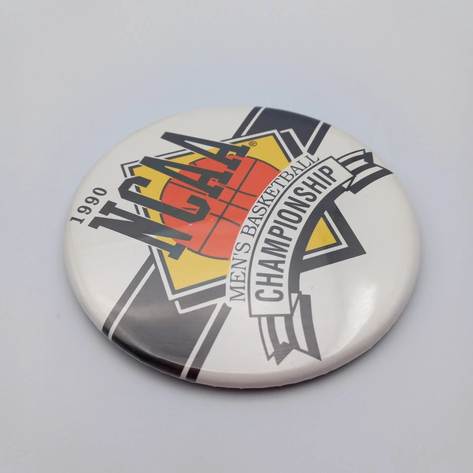De colección 1990 NCAA Hombres Campeonato de Baloncesto Pinback Botón Deportes Universitarios  Foto 3 de 4