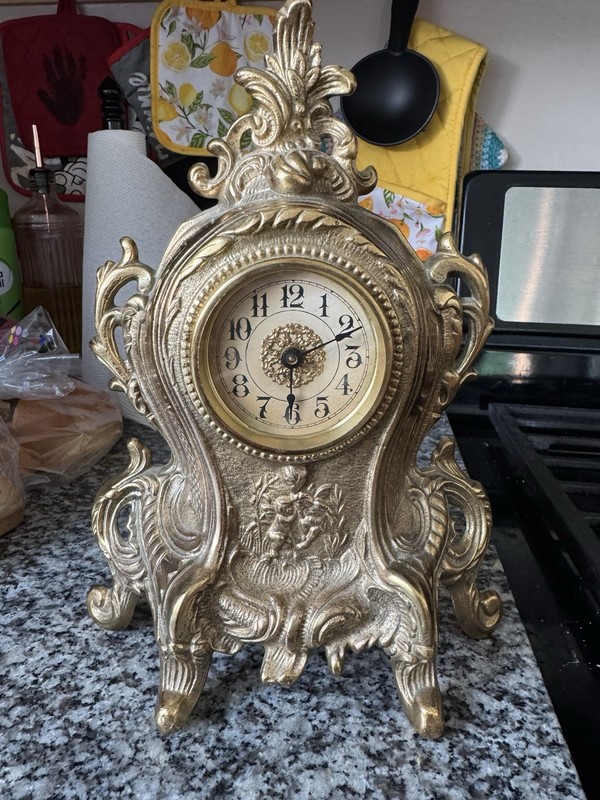 ANTIQUE 1902 PATENT ART NOUVEAU PUTTI CHERUBS WESTERN GILT BRONZE SHELF CLOCK