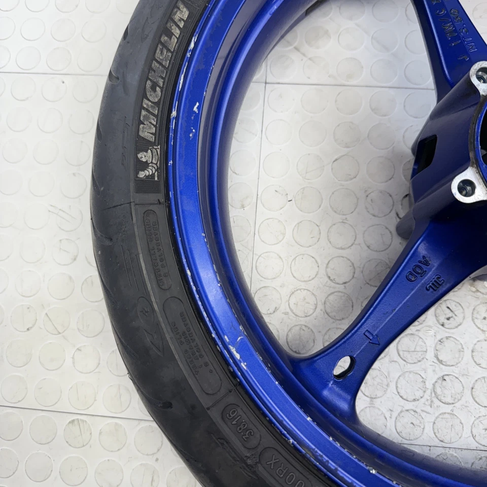 Llanta delantera Suzuki GSXR 600 GSXR600 GSX600R 2007 06-07 *labio dañado Foto 3 de 4