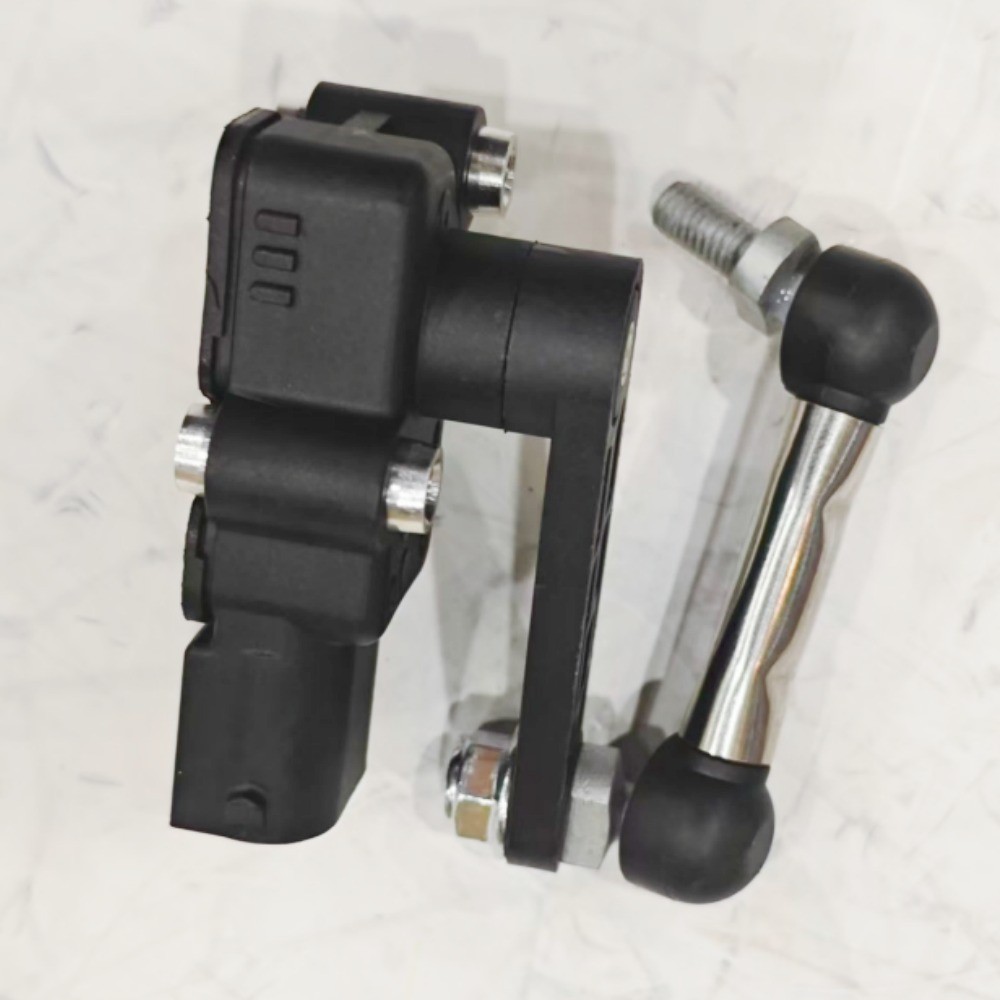 For 2018-20 Maserati Levante Rear Vehicle Height Sensor Replacement 670037527