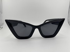 Classic Elegant Vintage Retro Cat Eye Style SUNGLASSES Large Thick Black Frame