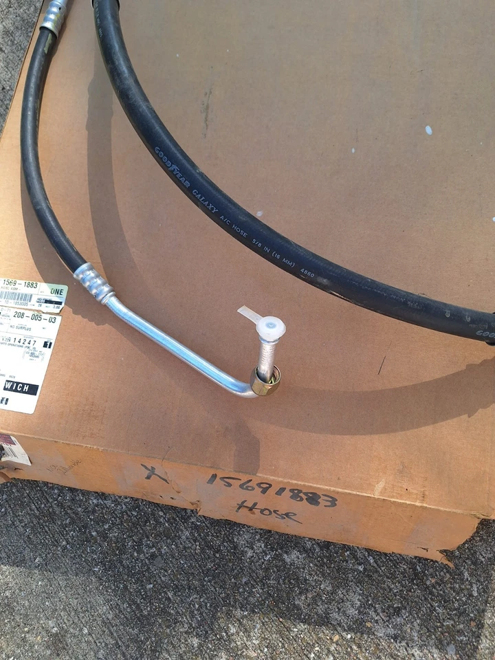 Camión Chevy GMC 305 350 15691883 1993 NUEVO FABRICANTE DE EQUIPOS ORIGINALES GM compresor colector manguera Foto 3 de 4