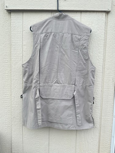 Cabelas Safari Series Men's M Vented Hunting Fishing Utility Vest British Tan - Picture 6 of 8