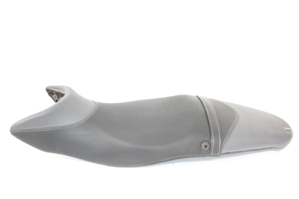08-12 Triumph Street Triple R 675 Seat - Image 3 of 4