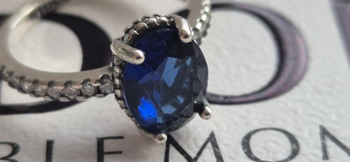 Pandora Oval Sparkling Blue Halo Statement Ring Sterling silver Size 56 Gift box - Picture 2 of 12