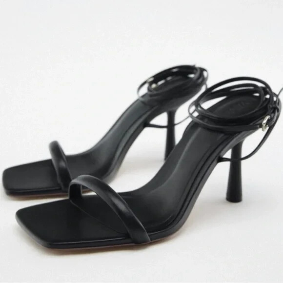Zara Leathered Heel Black NWOT