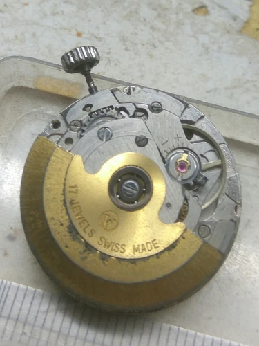 USED  ETA-2836-2  AUTOMATIC WATCH MOVEMENT FOR PARTS & REPAIRS USED WATCHMAKERS