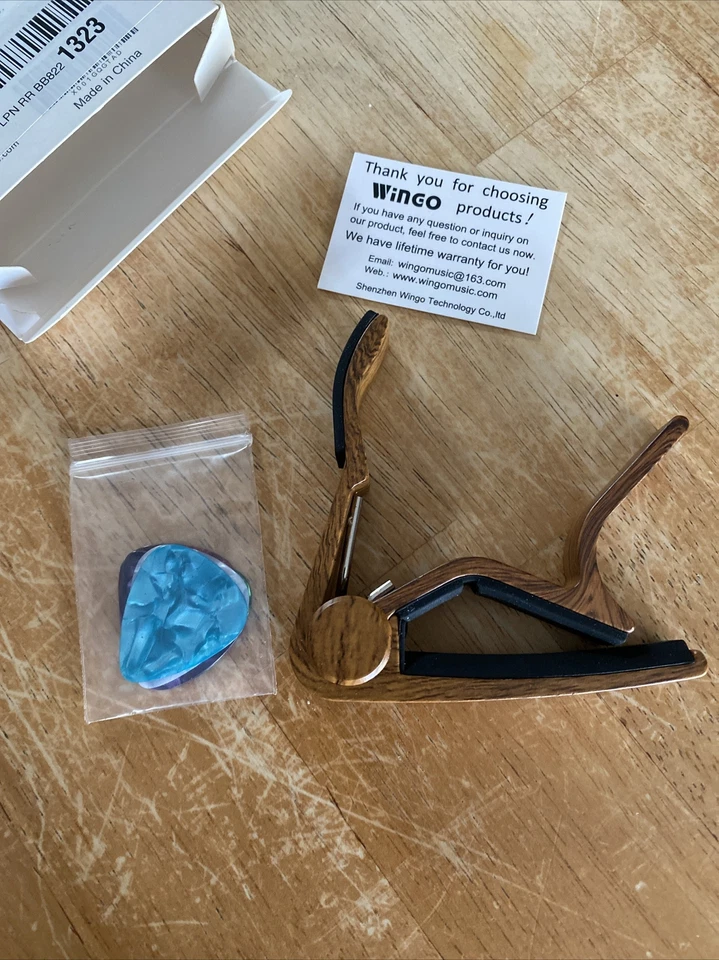WINGO Guitar Capo for Acoustic and Electric Guitars - Rosewood with 5 Picks - Image 2 of 4