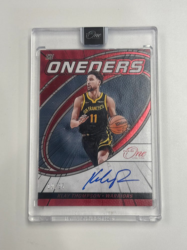 Klay Thompson #TOS-KYT 2023 Panini One and One The Oneders Signature card